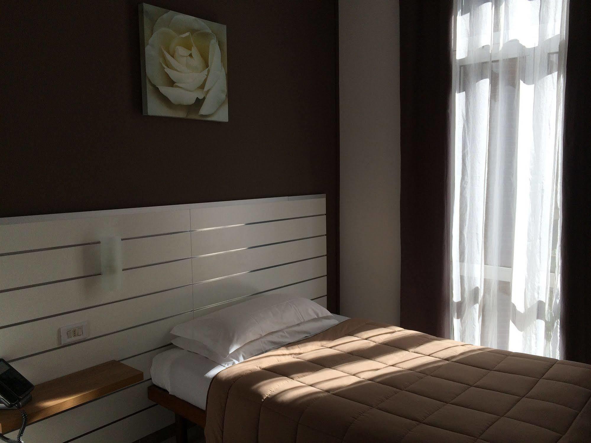 Bert Hotel Sesto San Giovanni Eksteriør bilde
