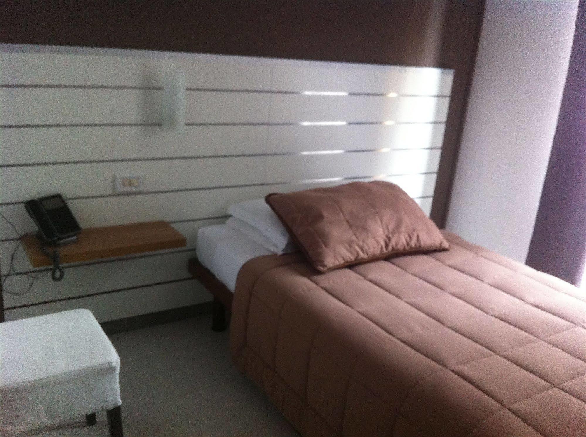 Bert Hotel Sesto San Giovanni Eksteriør bilde